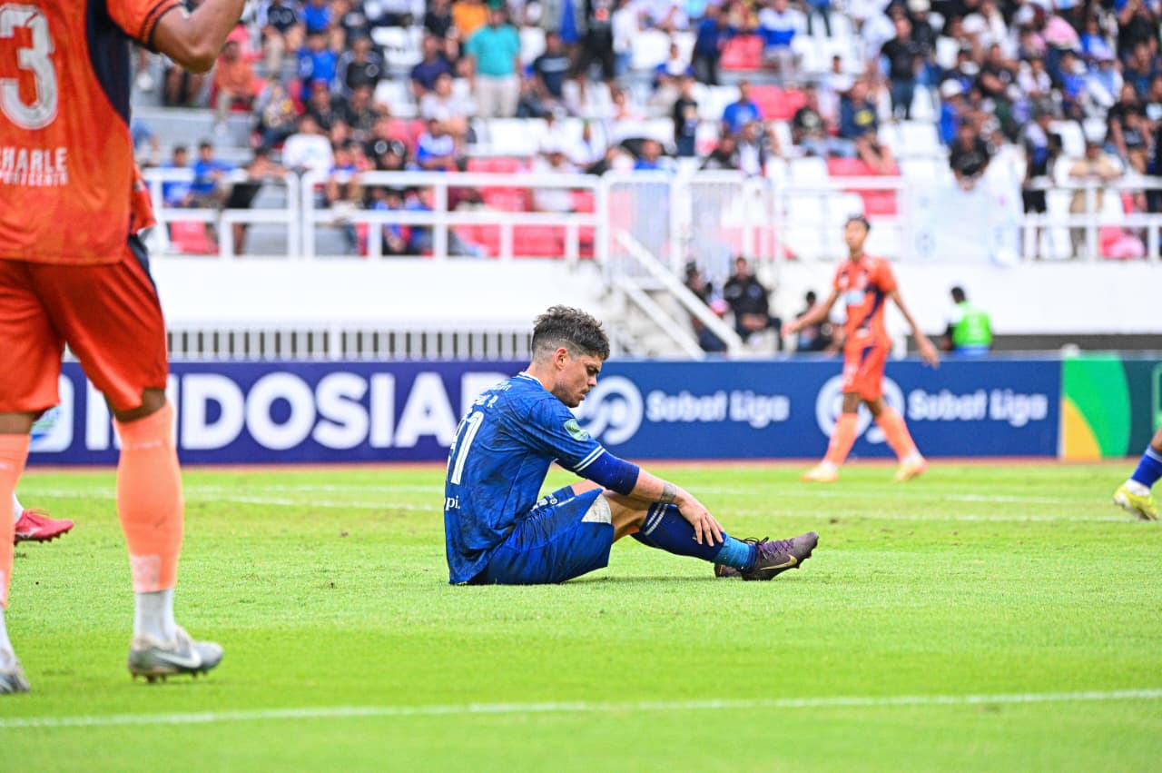 PSIS SEMARANG TUMBANG ATAS KENDAL TORNADO FC DENGAN SKOR 0-3